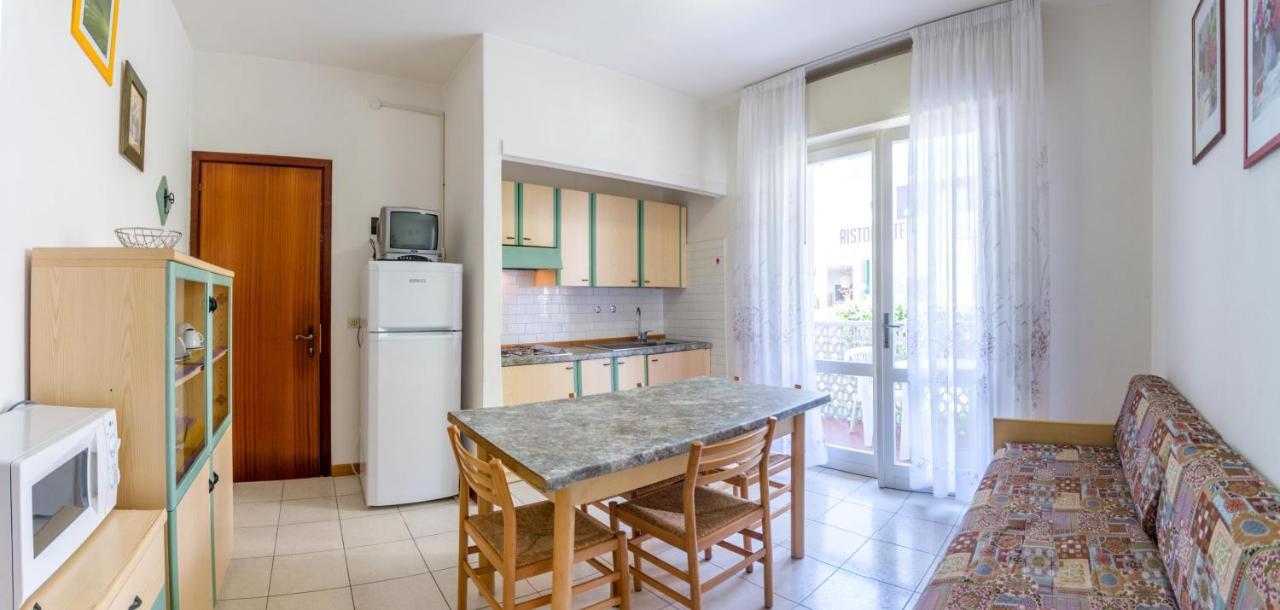 Villa Clara Bibione Esterno foto